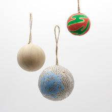 Load image into Gallery viewer, Paper Mache Bauble