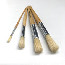 Load image into Gallery viewer, Hog Brushes - various sizes
