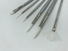 Load image into Gallery viewer, Artist&#39;s Choice Watercolour Paintbrush Set
