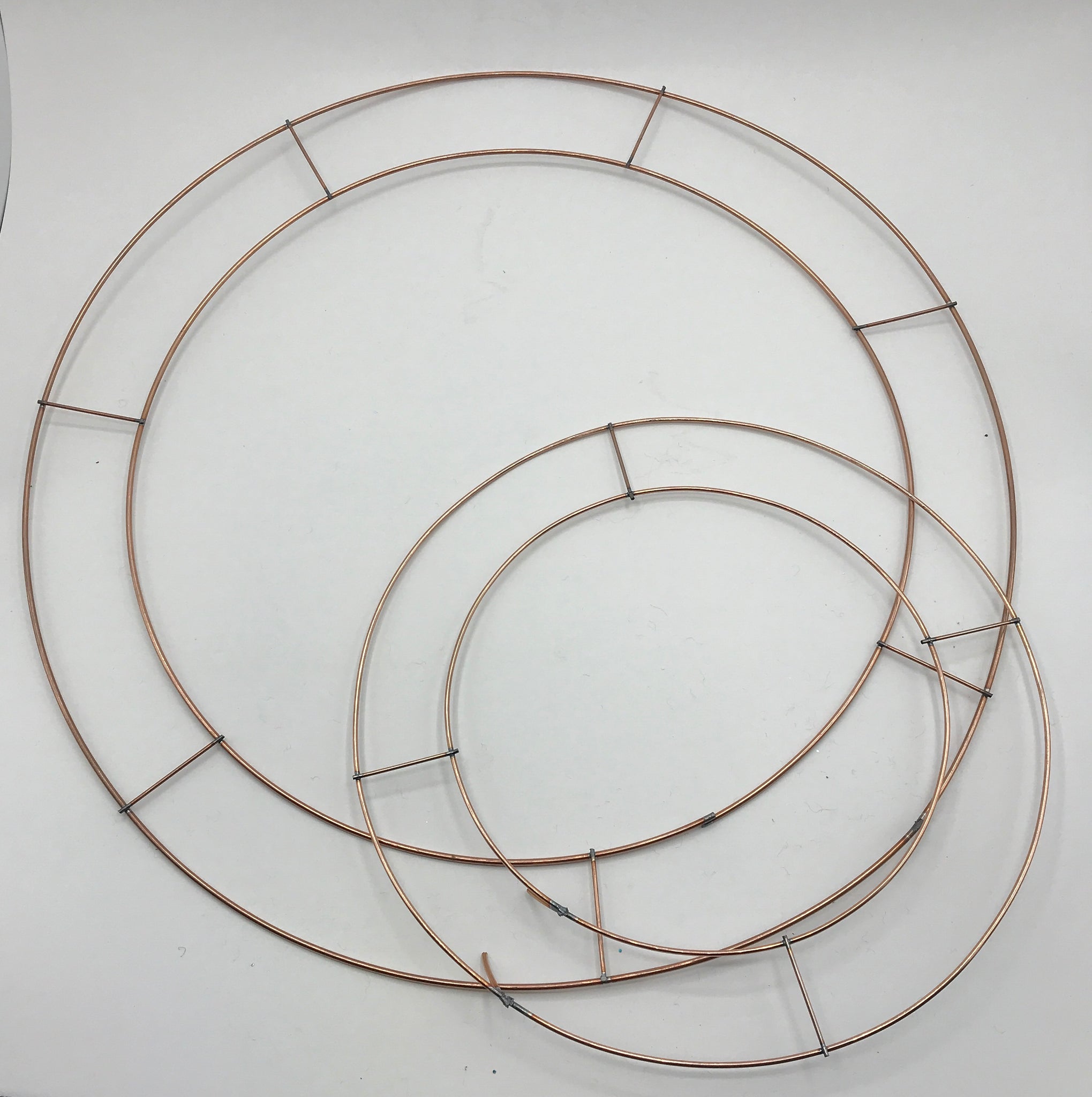 16-Inch Wire Wreath Frame  Circular Metal Wreath Frame